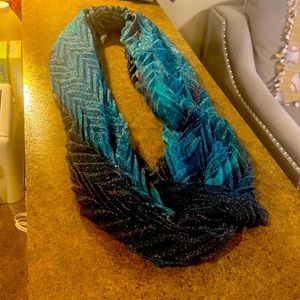 NWOT - Maurice’s Infinity Scarf